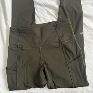 Lululemon leggings size 4